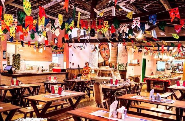 Bares e restaurantes estão otimistas com feriados nacionais em dias úteis durante 2025